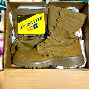 Brand new. Hot weather Coyote boots.